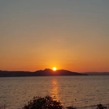 Manos' Dream Casa de Férias Embourios (Milos)