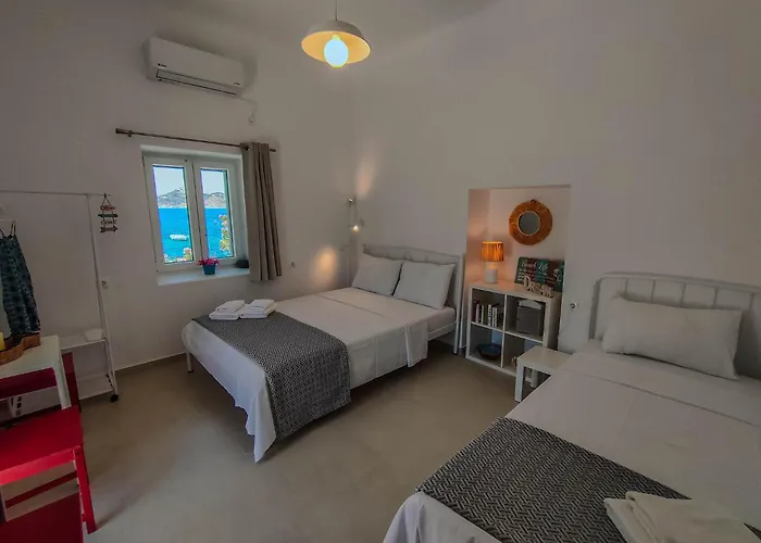 Manos' Dream * Embourios (Milos)